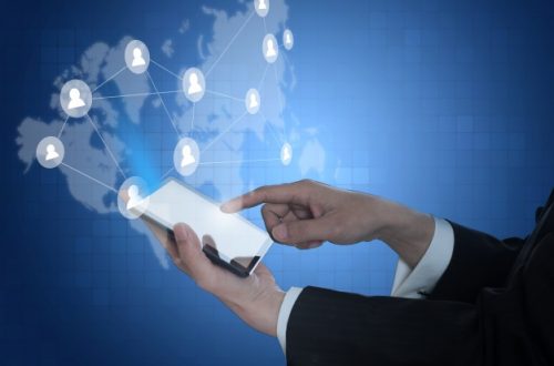 hand-with-a-holographic-smartphone_1112-666 hand-with-a-holographic-smartphone_1112-666